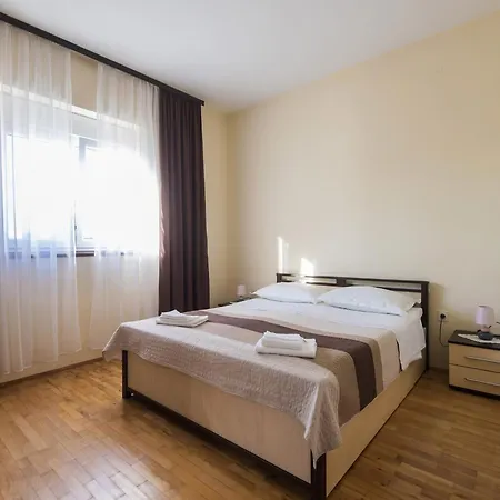 Near Zadar With Private Pool * Islam Latinski