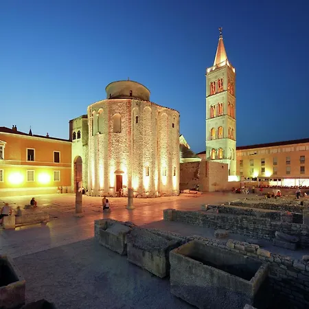 Near Zadar With Private Pool 펜션 Islam Latinski