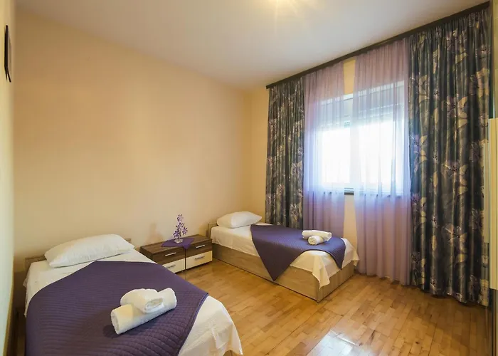 Near Zadar With Private Pool 펜션 Islam Latinski