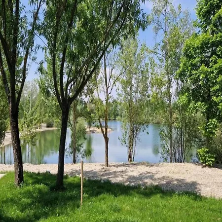 Charming With Private Pool Ferienhaus *