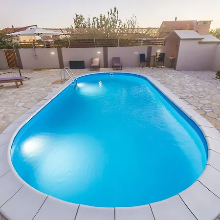 Near Zadar With Private Pool * Islam Latinski