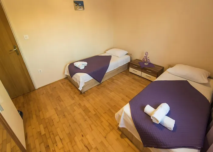 Near Zadar With Private Pool * Islam Latinski