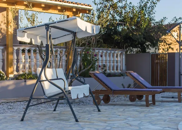 Near Zadar With Private Pool