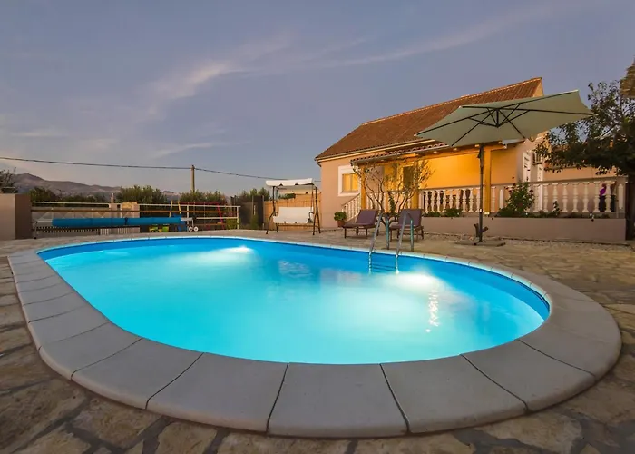 Near Zadar With Private Pool * Islam Latinski